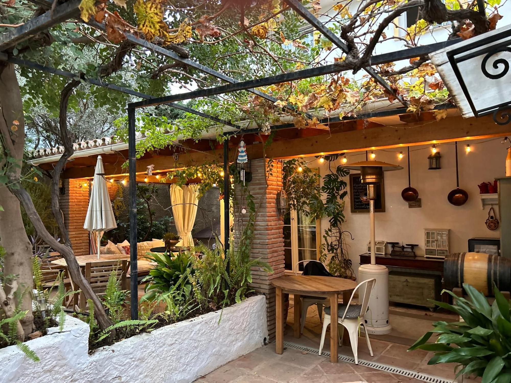 At Home In Malaga Stay & Solo Travellers Рінкон-де-ла-Вікторія Екстер'єр фото